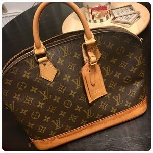 Authentic Louis Vuitton Alma